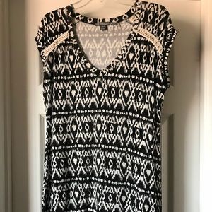 Loveappella Aztec Maternity Shirt